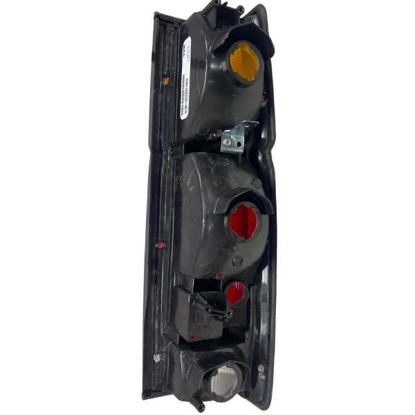 Farol trasero izquierdo para nissan d21 1993 2010 2.4 ka24e king cab - Faroles Traseros Izquierdos | ClickRepuestos